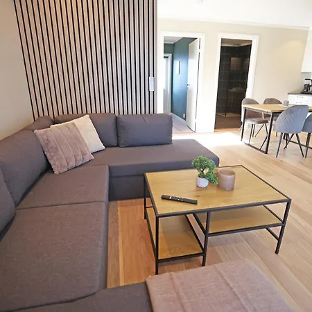 Roof House, Downtown In *