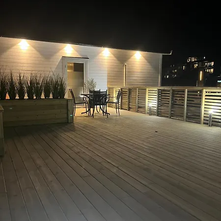 Roof House, Downtown In * サンネフヨル